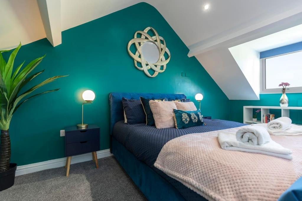 Auckland View - A Comfy & Spacious 4Bed With Views Coundon Экстерьер фото